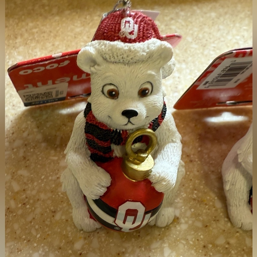 3 UO OKLAHOMA UNIVERSITY SOONERS BEAR CHRISTMAS TEAM ORNAMENT SET of 3 BRAND NEW - Picture 2 of 8